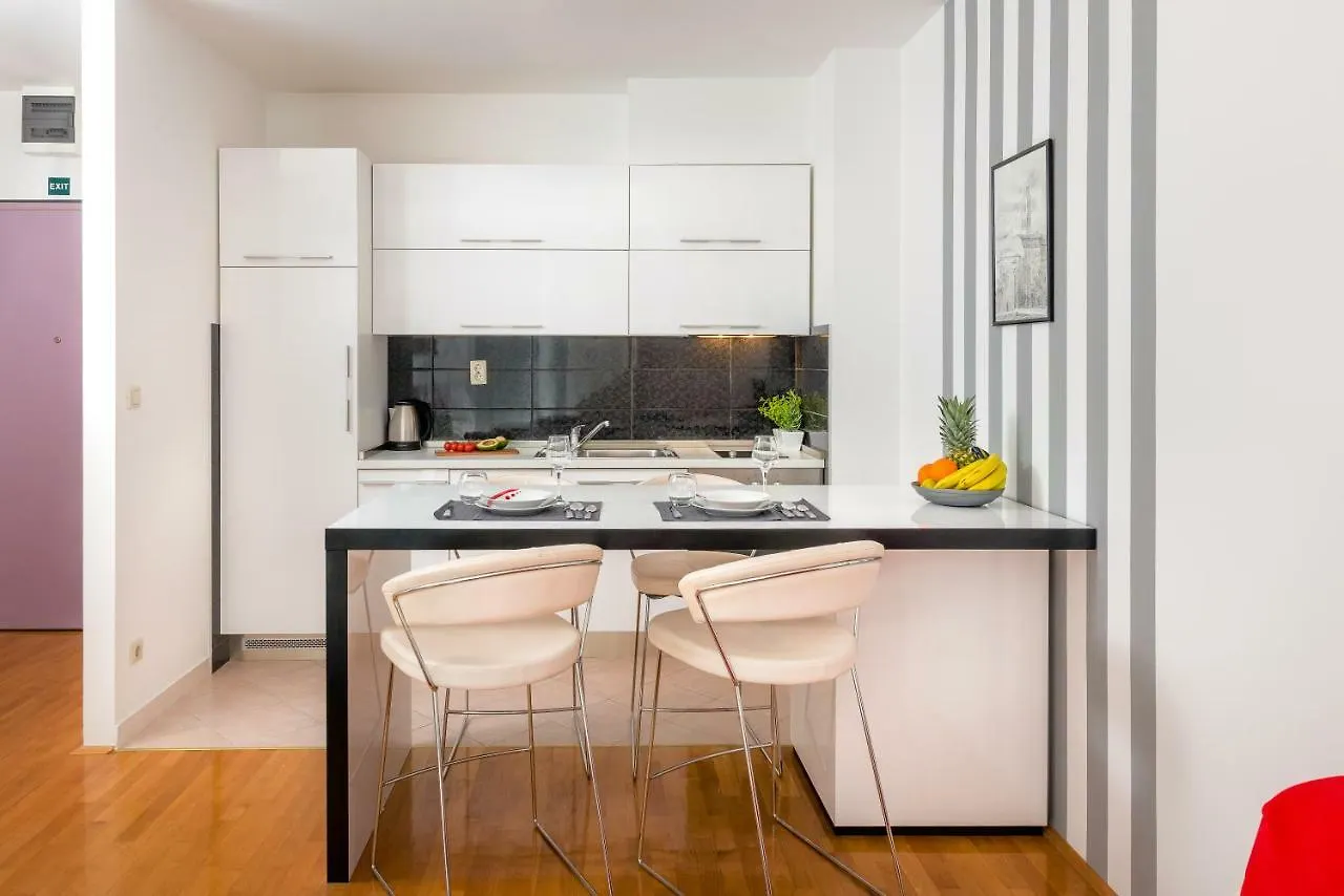 City Center Apartment Good Life Split